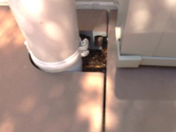 a㉓デッキの隙間アシナガバチ駆除滋賀県京都府